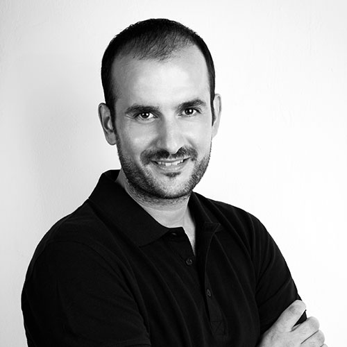 Τάσσος Ζιάκας